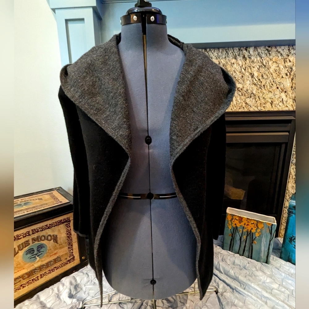 Black and grey hooded duster sweater - Large
